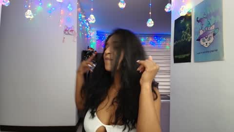 Snapshot of susanrhodes chatting on December 2024 11:18:01 AM Andrea - Migue online show from December 2024 11:18:01 AM