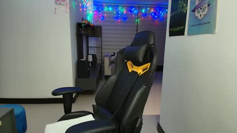 Snapshot of susanrhodes chatting on January 2025 10:17:02 AM Andrea - Migue online show from January 2025 10:17:02 AM