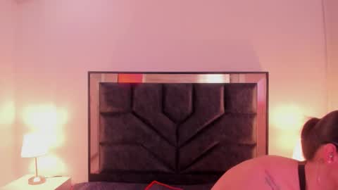 susanvilla online show from November 2025 07:59:01 PM