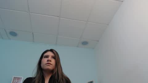 Snapshot of susanwilliams_ chatting on February 2026 11:04:02 AM susanwilliams_ online show from February 2026 11:04:02 AM