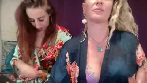 Susie and Lacey online show from June 2026 07:10:01 AM