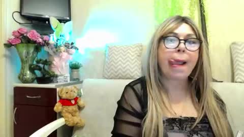 SusiexNoreen online show from May 2026 01:23:02 AM
