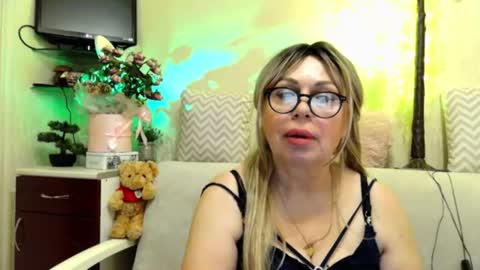SusiexNoreen online show from June 2026 01:47:02 AM