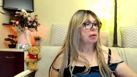 SusiexNoreen online show from June 2026 01:50:02 AM