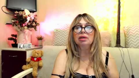 SusiexNoreen online show from July 2026 01:17:01 PM