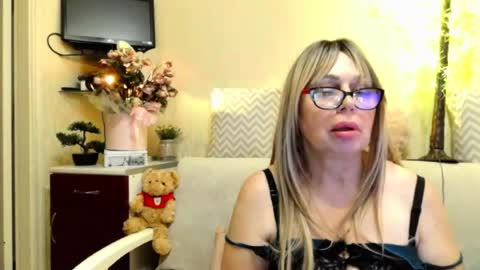 SusiexNoreen online show from July 2026 01:46:02 PM
