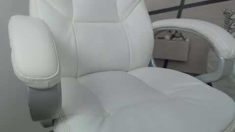 Snapshot of sussy_leon chatting on December 2024 03:36:01 PM sussy leon online show from December 2024 03:36:01 PM