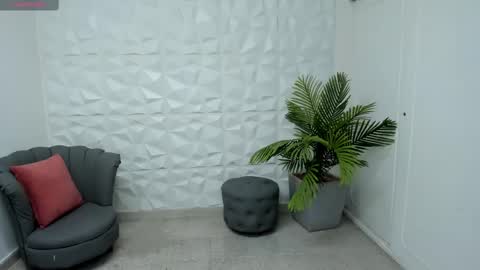 Snapshot of susyamis chatting on February 2025 07:05:02 PM Susy online show from February 2025 07:05:02 PM