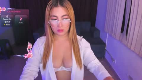 Snapshot of susyamis chatting on October 2025 04:04:02 AM Susy online show from October 2025 04:04:02 AM