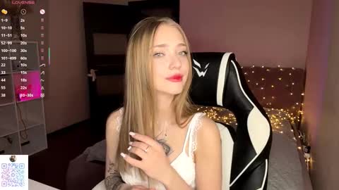 Jessica online show from December 2025 06:37:02 PM