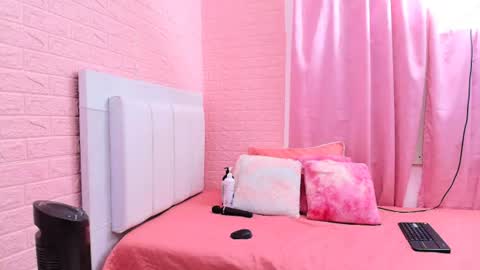 suzan_30 online show from July 2026 08:27:02 PM