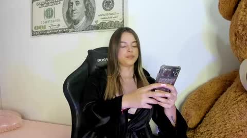 suzan__cooper2 online show from June 2026 08:03:01 PM
