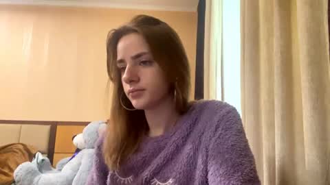 Emila online show from May 2026 06:51:02 AM