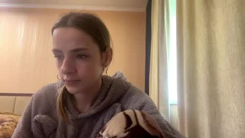 Emila online show from May 2026 06:41:01 AM