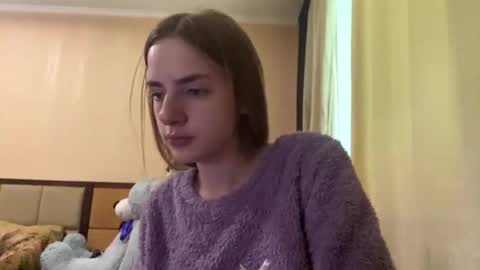 Emila online show from May 2026 06:29:02 AM