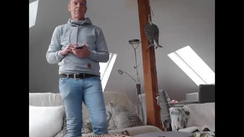 Snapshot of suzisshowboyxl chatting on December 2025 10:12:01 AM Mmaxime1 online show from December 2025 10:12:01 AM