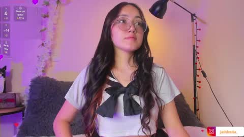 Snapshot of suzumi_ chatting on May 2026 05:14:01 AM Jadde online show from May 2026 05:14:01 AM