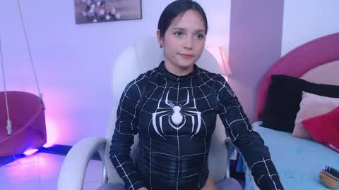 Susy  online show from April 2026 07:33:02 PM