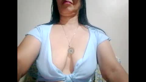 Snapshot of suzzie_hot chatting on March 2025 11:22:02 AM suzzie_hot online show from March 2025 11:22:02 AM