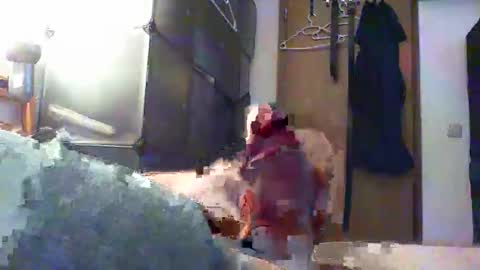 Snapshot of sven33755 chatting on December 2025 10:12:01 AM sven33755 online show from December 2025 10:12:01 AM