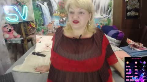 Snapshot of svetifox chatting on December 2024 08:31:02 PM Sveti online show from December 2024 08:31:02 PM
