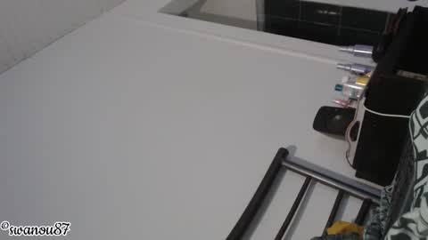 Snapshot of swanou87 chatting on March 2025 09:24:01 PM swanou87 online show from March 2025 09:24:01 PM