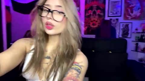 Valeria online show from December 2025 08:19:02 AM