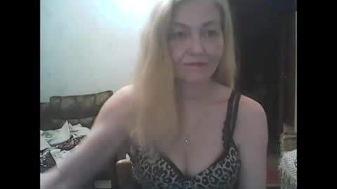 Snapshot of sweet4blonde609 chatting on January 2025 06:45:02 PM sweet4blonde609 online show from January 2025 06:45:02 PM