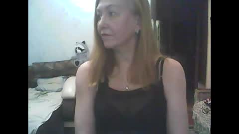 Snapshot of sweet4blonde67 chatting on November 2025 08:47:02 AM sweet4blonde67 online show from November 2025 08:47:02 AM