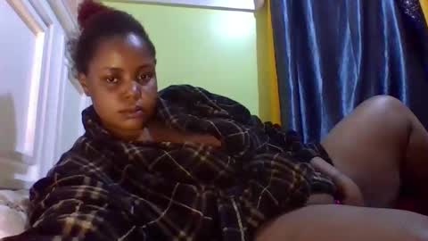 sweet52537 online show from May 2026 09:00:02 PM
