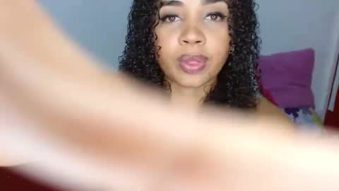 Snapshot of sweet__candy_ chatting on February 2025 01:25:01 AM Sweet Candy online show from February 2025 01:25:01 AM