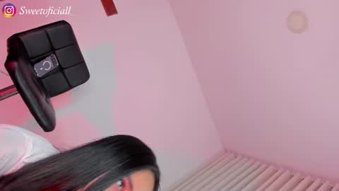 Cell Me Andrea online show from July 2026 08:43:02 AM