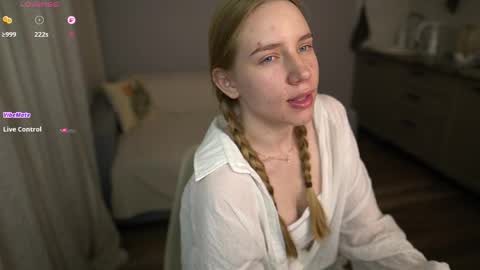 Snapshot of sweet__michelle chatting on May 2026 06:03:01 PM Michelle online show from May 2026 06:03:01 PM