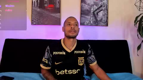 alessandre online show from December 2025 07:33:02 PM