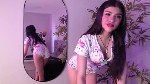 Snapshot of sweet_alexaa_ chatting on September 2025 07:35:02 PM Alexa online show from September 2025 07:35:02 PM