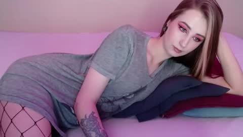 Snapshot of sweet_alica15 chatting on June 2026 06:20:02 PM Alice online show from June 2026 06:20:02 PM