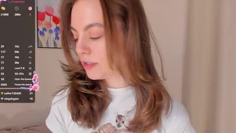 Snapshot of sweet_and_flirt chatting on March 2026 06:59:01 AM Alice online show from March 2026 06:59:01 AM