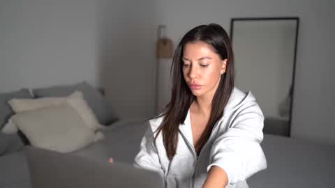 Dorothea online show from October 2025 09:49:02 PM