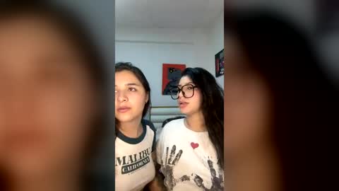 Snapshot of sweet_and_rous chatting on July 2026 04:09:01 AM sweet_and_rous online show from July 2026 04:09:01 AM
