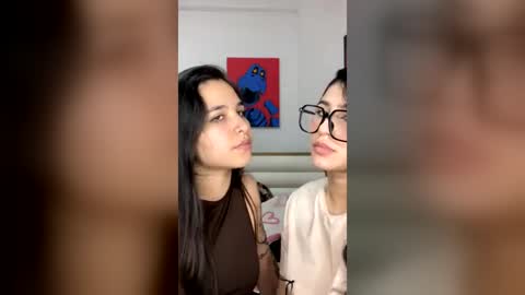 Snapshot of sweet_and_rous chatting on July 2026 01:43:01 AM sweet_and_rous online show from July 2026 01:43:01 AM