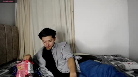 Andy online show from November 2025 03:27:01 AM