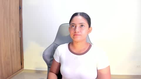 Snapshot of sweet_asheley chatting on March 2026 04:14:01 AM Asheley online show from March 2026 04:14:01 AM