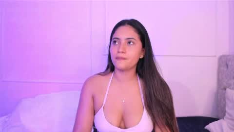 Snapshot of sweet_asheley chatting on April 2026 03:54:02 AM Asheley online show from April 2026 03:54:02 AM