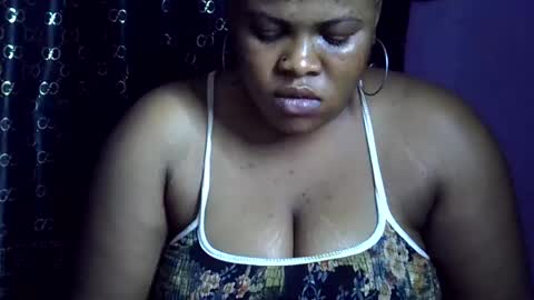 Snapshot of sweet_baby27 chatting on February 2026 02:45:01 AM sweet baby online show from February 2026 02:45:01 AM