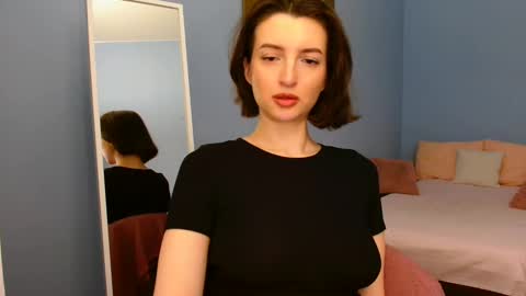 Snapshot of sweet_baby_miranda_ chatting on February 2025 03:52:02 AM Miranda online show from February 2025 03:52:02 AM