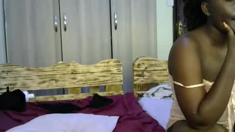 Snapshot of sweet_bobo chatting on September 2025 04:28:02 PM Ocean online show from September 2025 04:28:02 PM