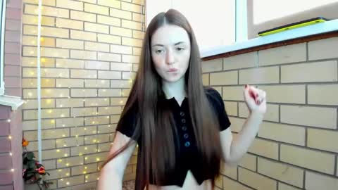 Christina online show from June 2026 10:09:01 AM