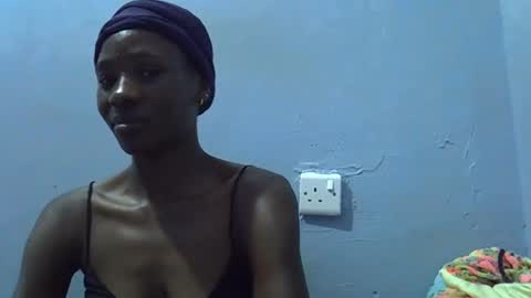 sweet_candie01 online show from March 2026 05:52:01 AM