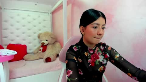 Snapshot of sweet_celeste17 chatting on April 2026 08:06:02 PM celeste online show from April 2026 08:06:02 PM