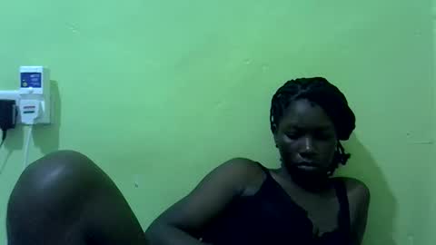 Snapshot of sweet_cherie1 chatting on May 2026 05:41:01 PM sweet_cherie1 online show from May 2026 05:41:01 PM